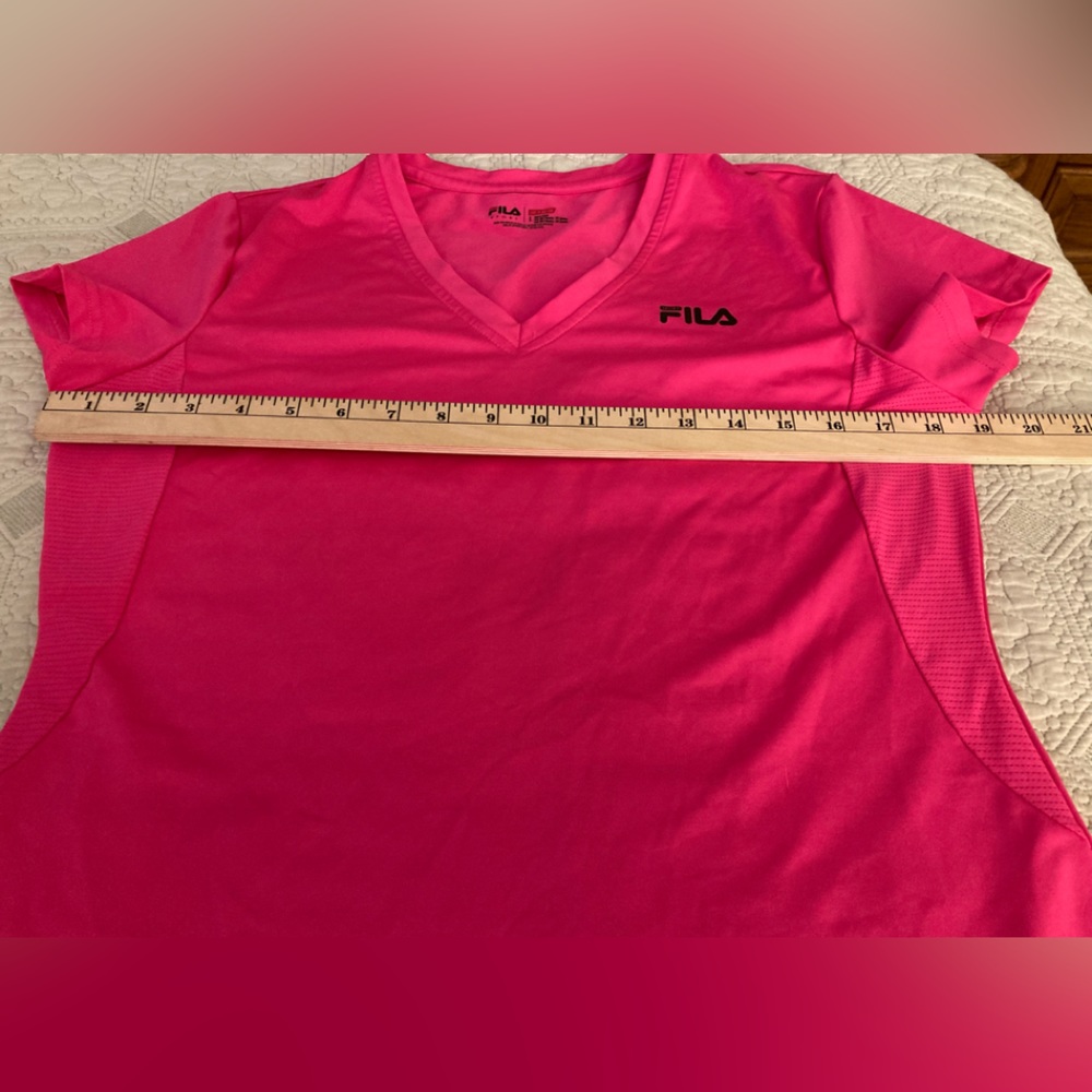 FILA Women’s V Neck Mesh Sides Size Large - Picture 4 of 7